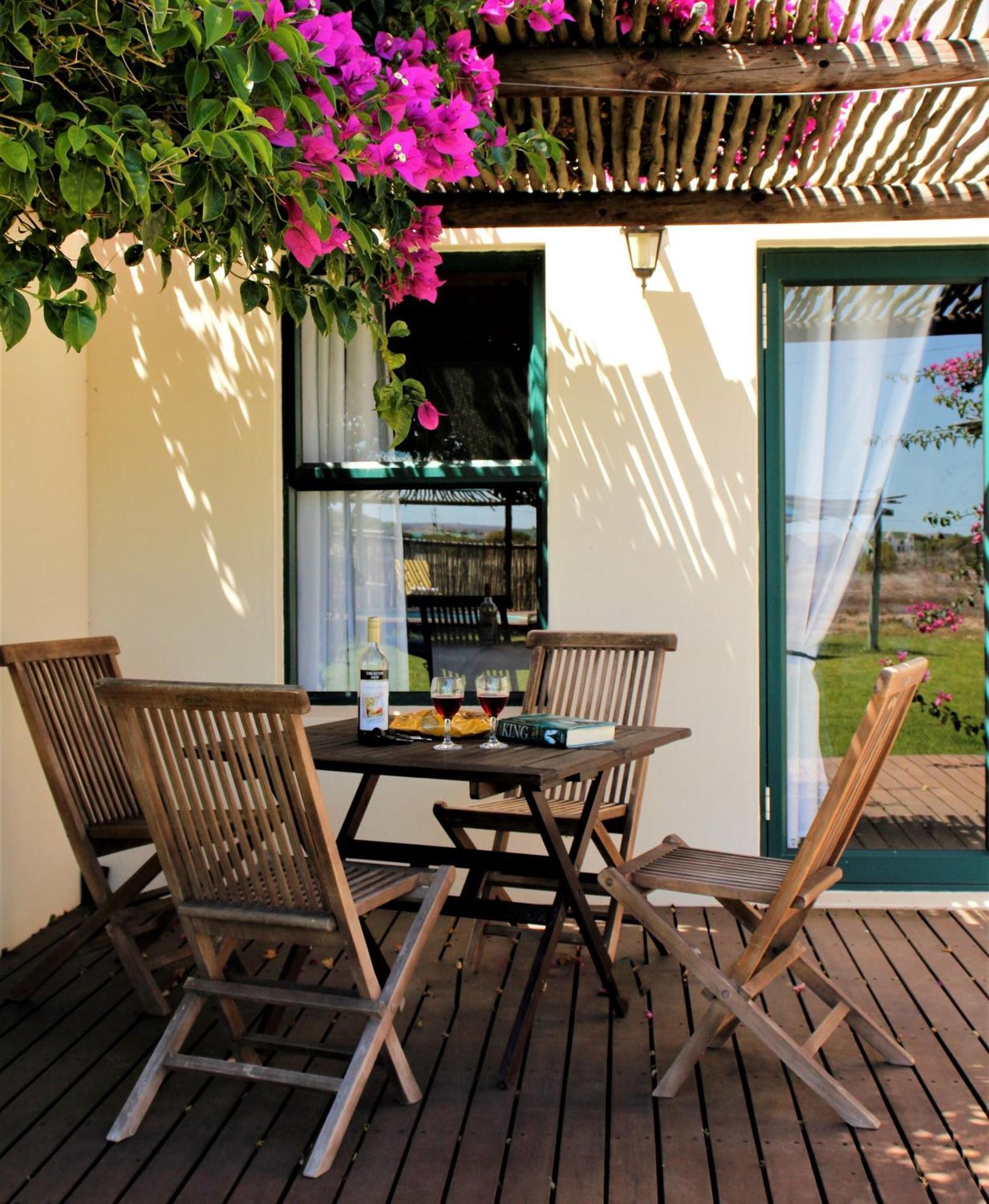 Tortoise Trail Lodge Langebaan Exterior photo